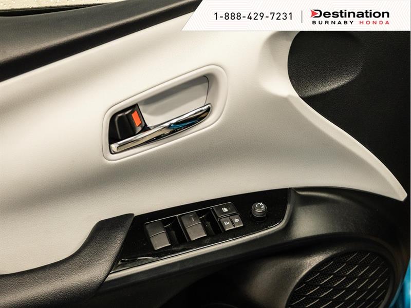 toyota Prius Prime 2021 - 12