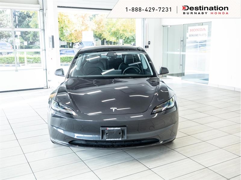 tesla Model 3 2024 - 2