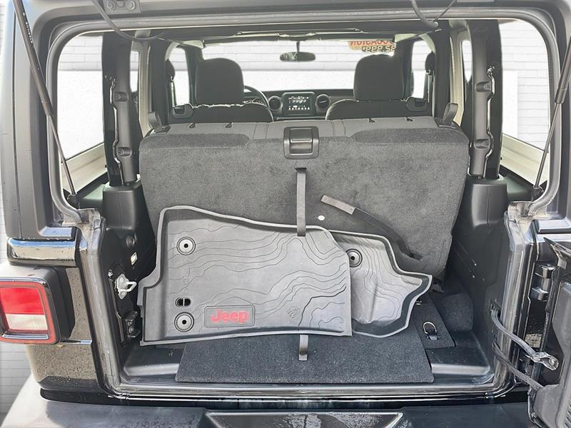 jeep Wrangler 2022 - 12