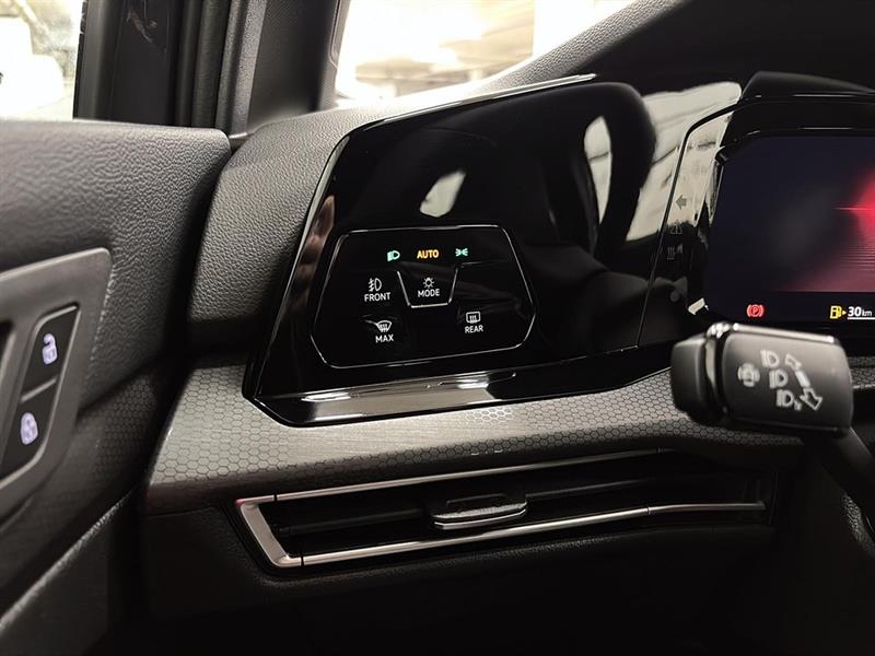 volkswagen Golf GTI 2024 - 17