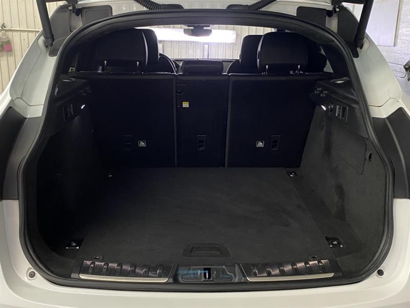 jaguar F-PACE 2020 - 37