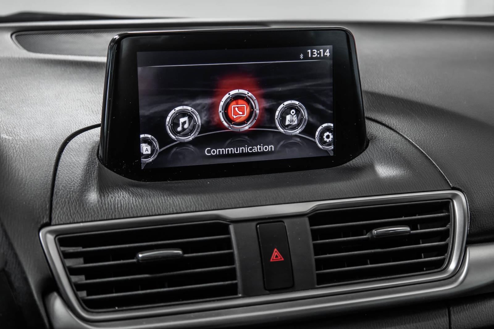 mazda Mazda3 Sport 2018 - 30