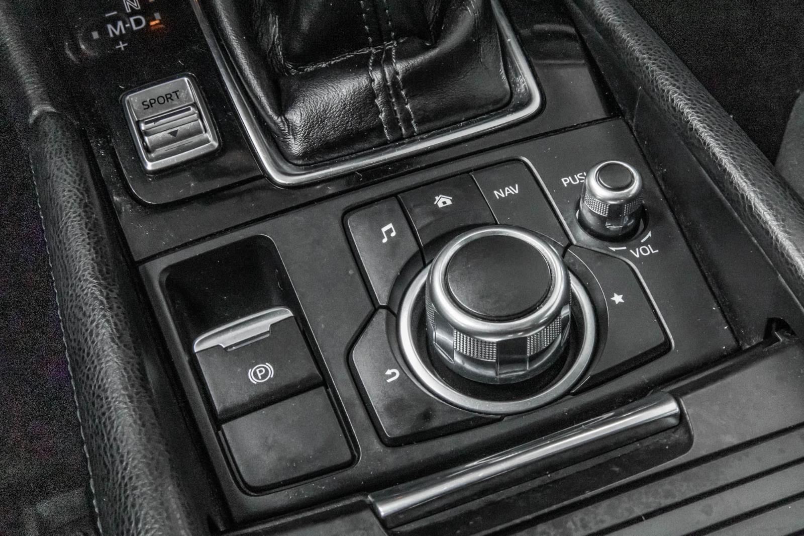 mazda Mazda3 Sport 2018 - 34