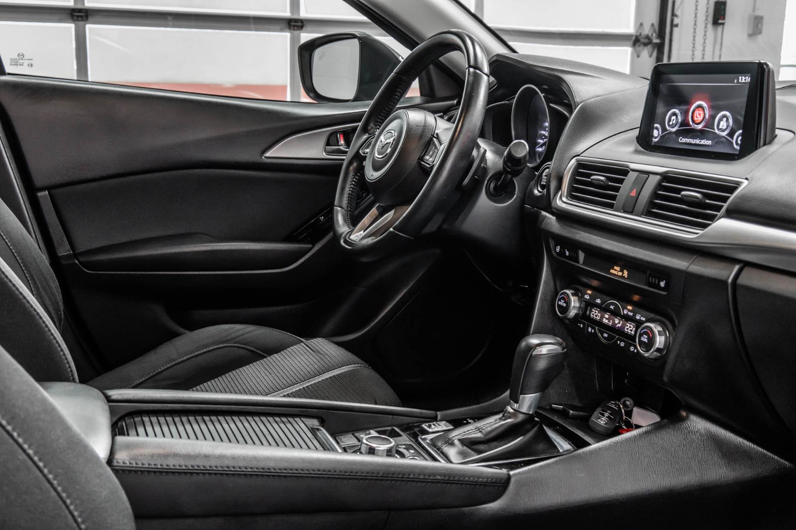 mazda Mazda3 Sport 2018 - 43