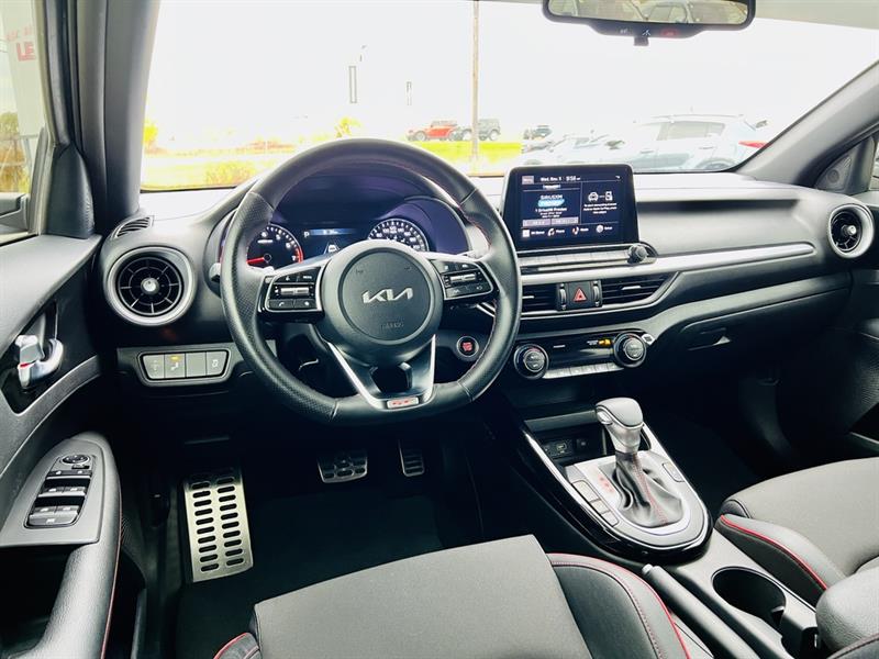 kia Forte5 2023 - 13