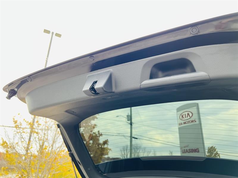 kia Forte5 2023 - 51