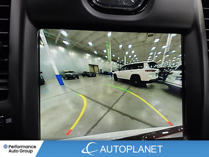 chrysler 300S 2023 - 28