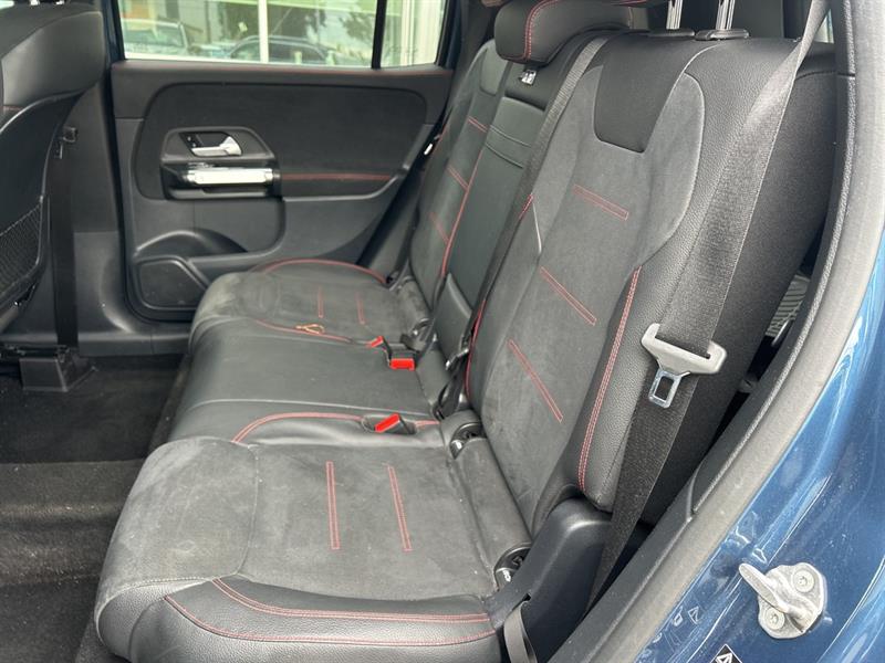 mercedes-benz GLB250 2022 - 18