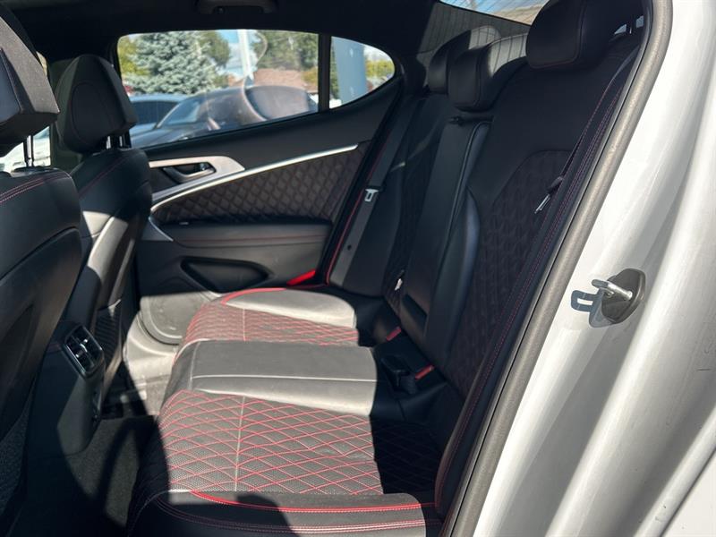 genesis G70 2020 - 18