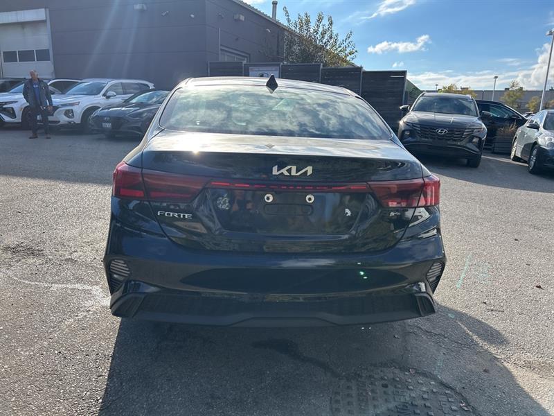 kia Forte 2022 - 6