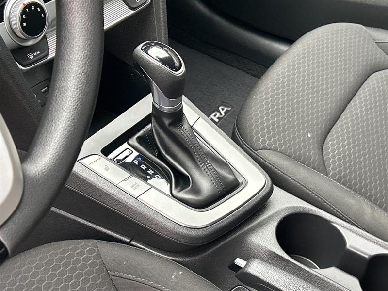 hyundai Elantra 2020 - 11