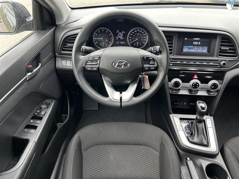 hyundai Elantra 2020 - 16