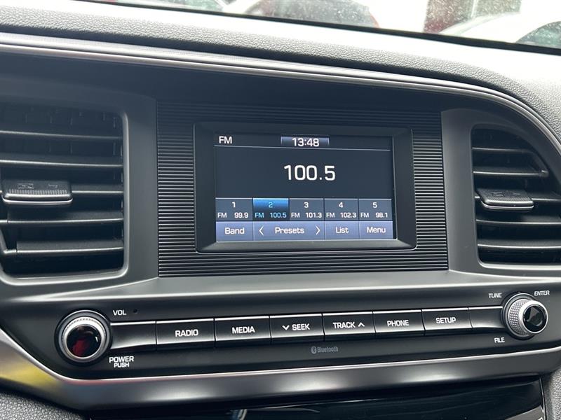 hyundai Elantra 2020 - 18