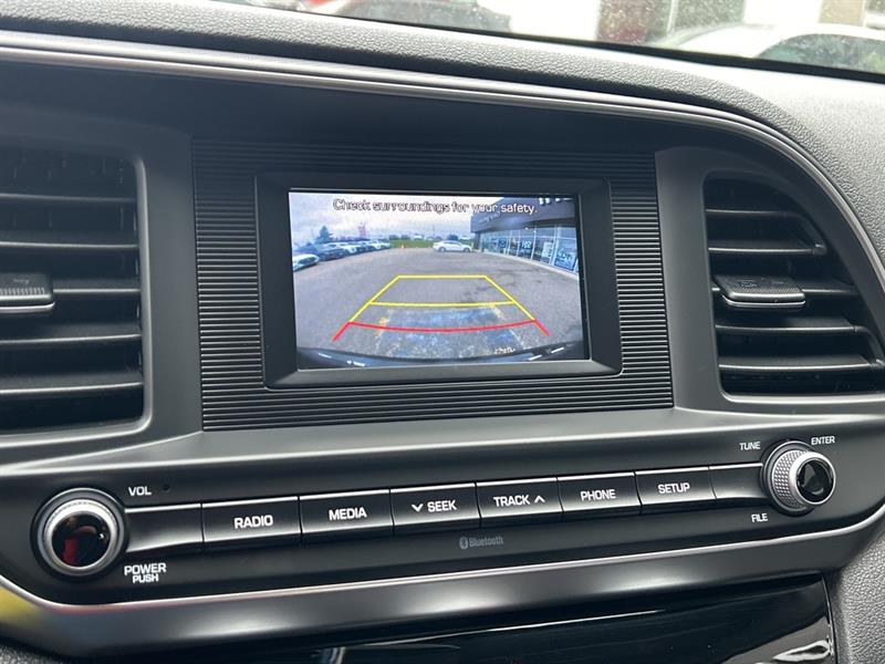 hyundai Elantra 2020 - 19