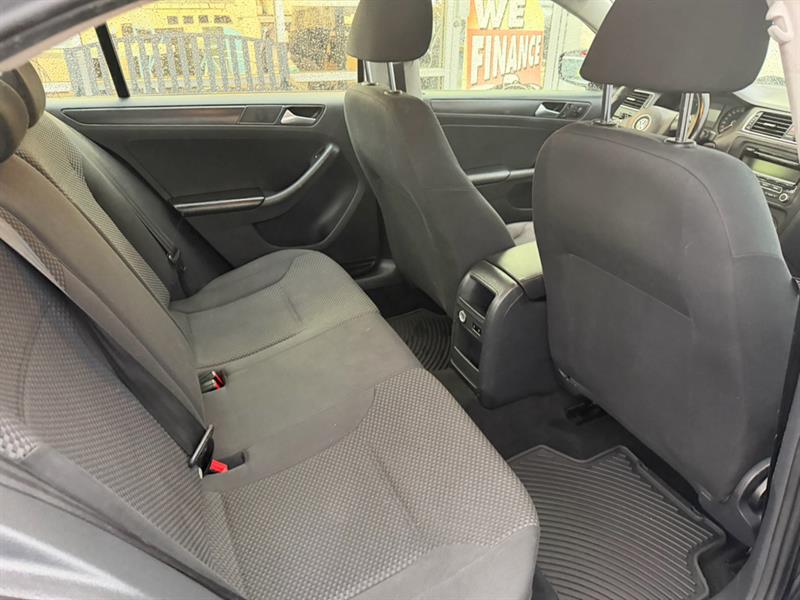 volkswagen Jetta 2014 - 10