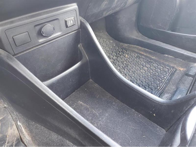 toyota Prius V 2017 - 19