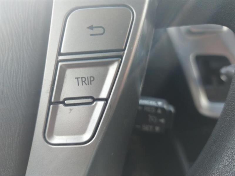 toyota Prius V 2017 - 21