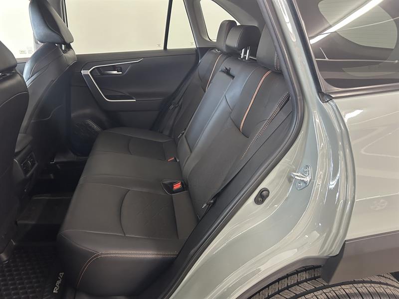 toyota RAV4 2021 - 21