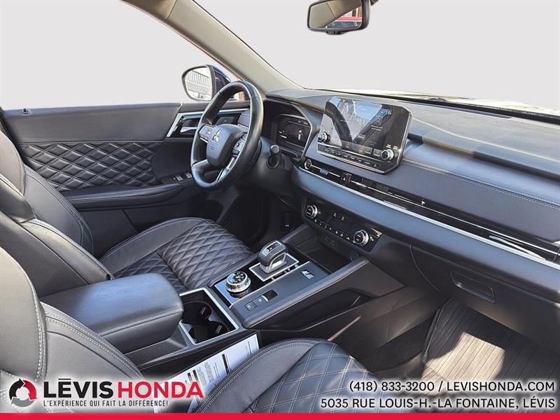 mitsubishi Outlander Plug-In Hybrid 2023 - 25