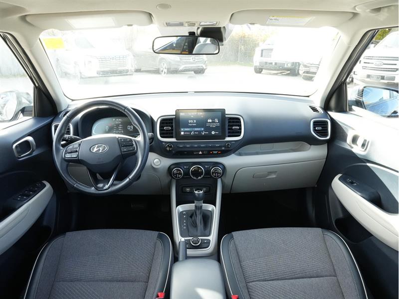 hyundai Venue 2023 - 11