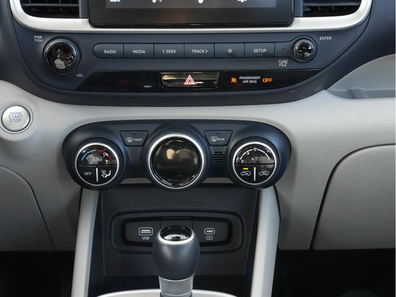 hyundai Venue 2023 - 13