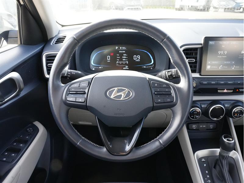 hyundai Venue 2023 - 17