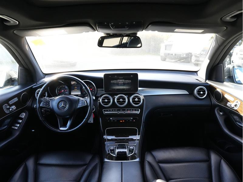 mercedes-benz GLC 2019 - 16