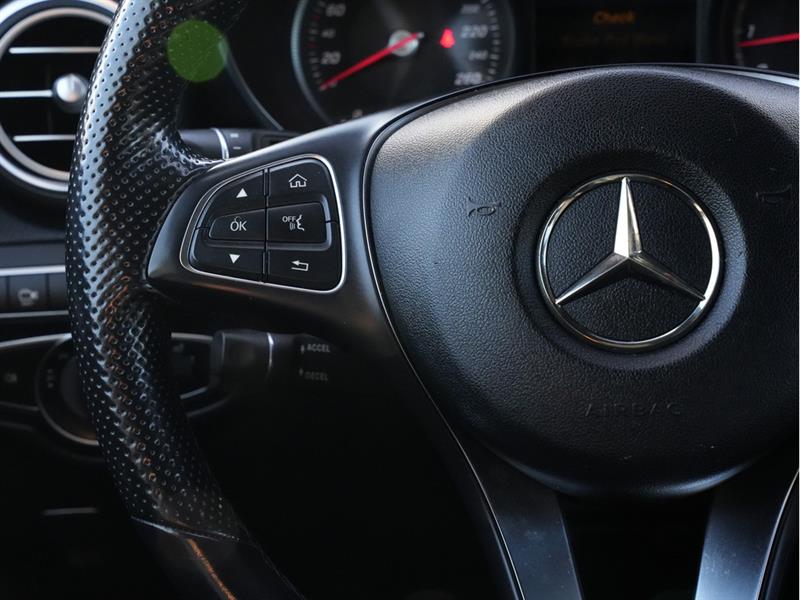 mercedes-benz GLC 2019 - 23