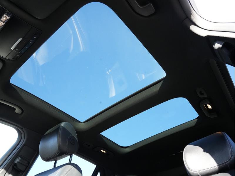 mercedes-benz GLC 2019 - 26