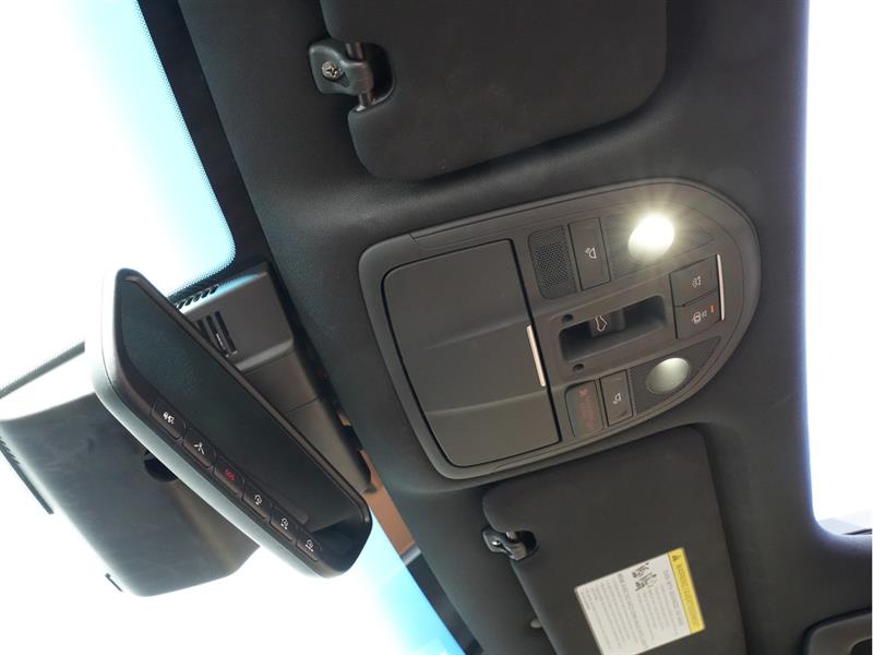 genesis G70 2021 - 26