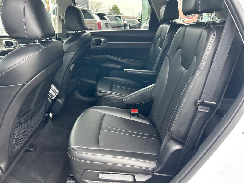 kia Sorento 2023 - 19