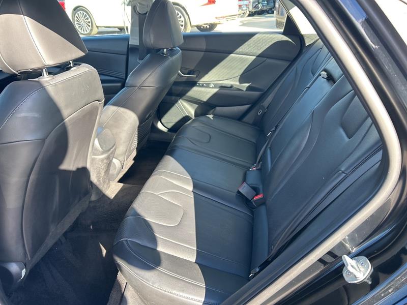 hyundai Elantra 2022 - 19