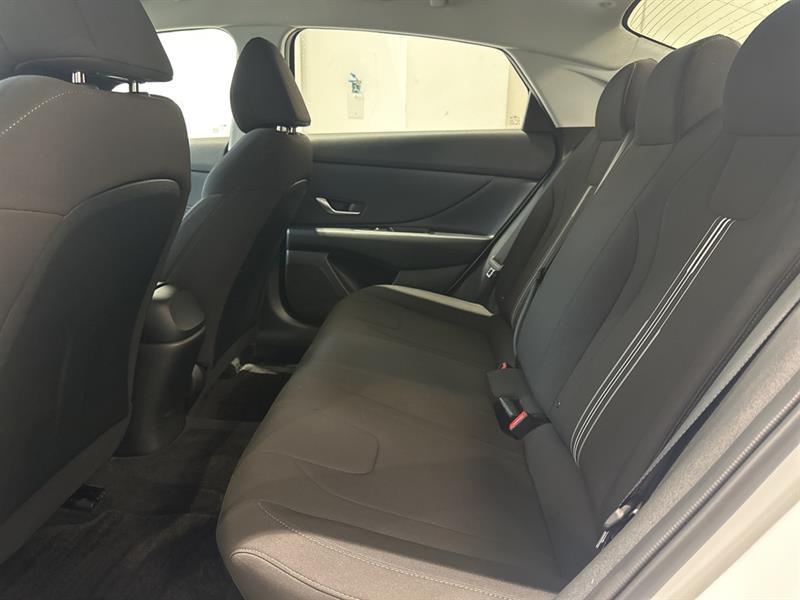 hyundai Elantra 2023 - 27