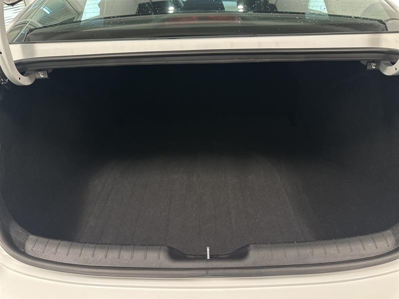 hyundai Elantra 2023 - 28