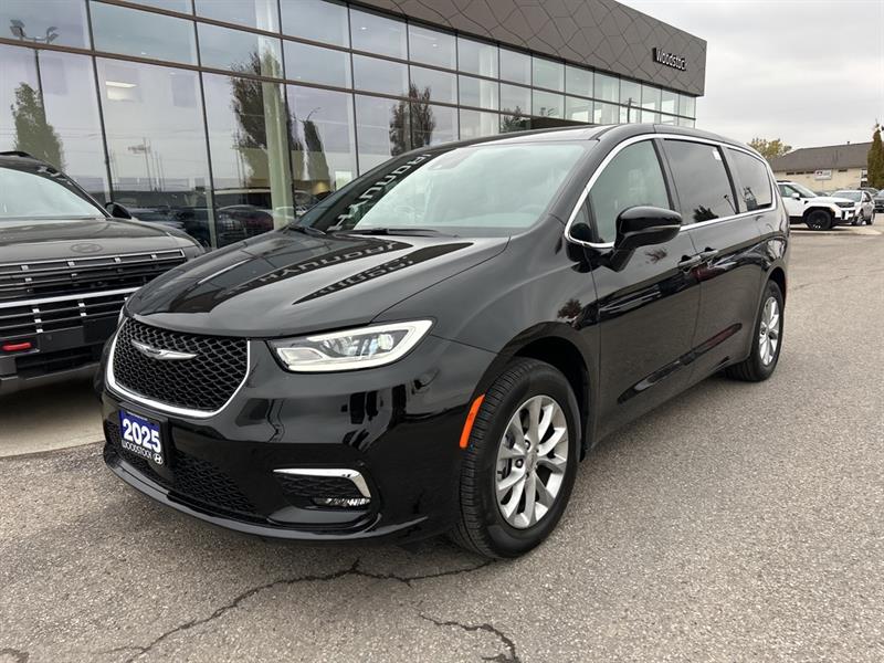 chrysler Pacifica 2025 - 2