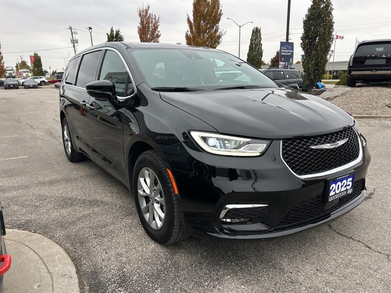 chrysler Pacifica 2025 - 4