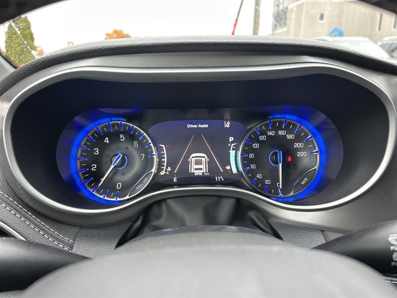 chrysler Pacifica 2025 - 18