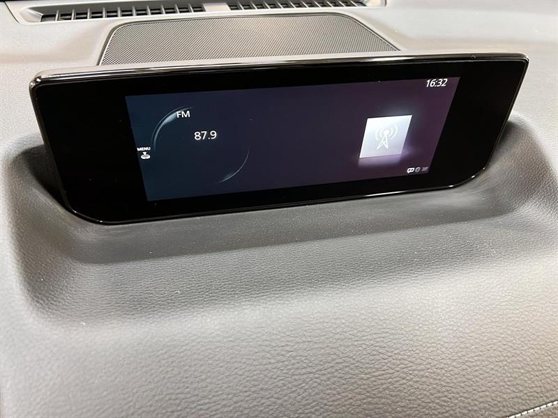 mazda MX-30 2022 - 16