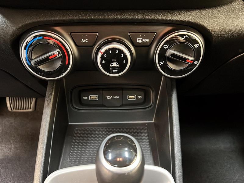 hyundai Venue 2022 - 15