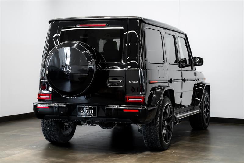 Mercedes-Benz G-Class 3
