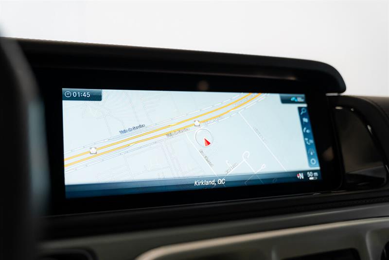 Mercedes-Benz G-Class 8