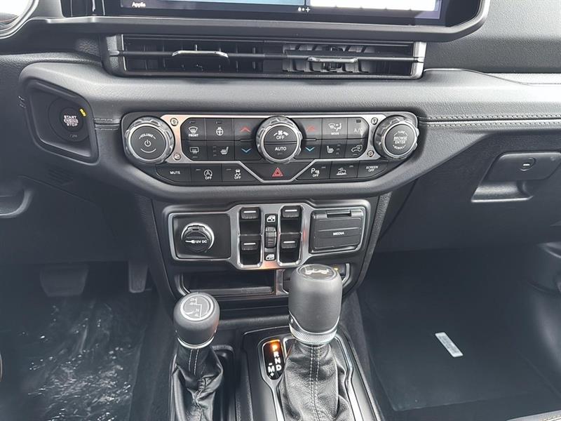 jeep Wrangler 2026 - 14