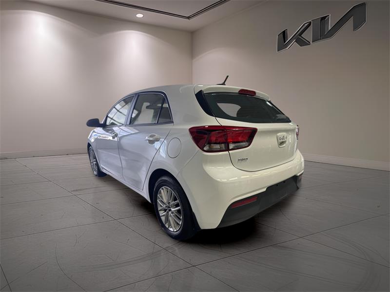 kia Rio5 2023 - 4