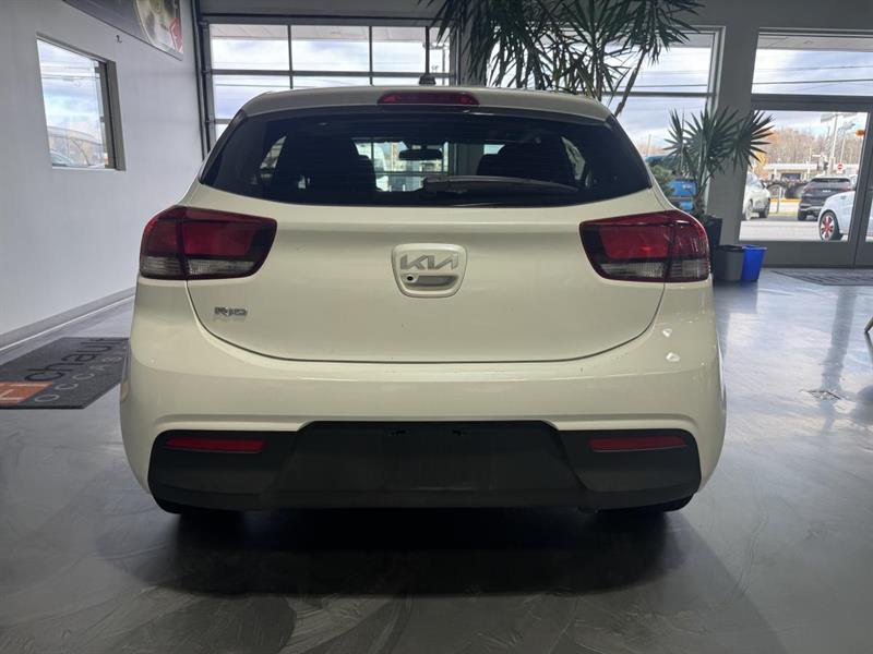 kia Rio5 2023 - 5