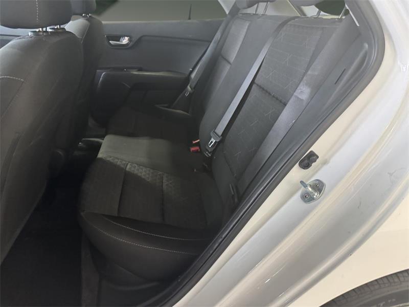kia Rio5 2023 - 13