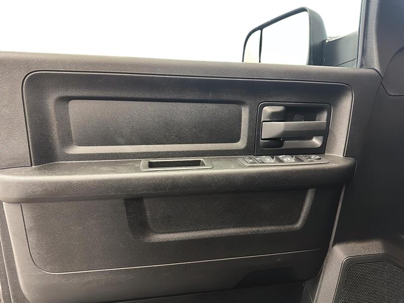 ram 1500 Classic 2022 - 11