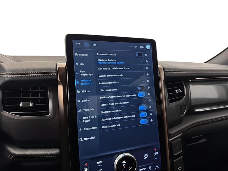 ford F-150 Lightning 2023 - 32