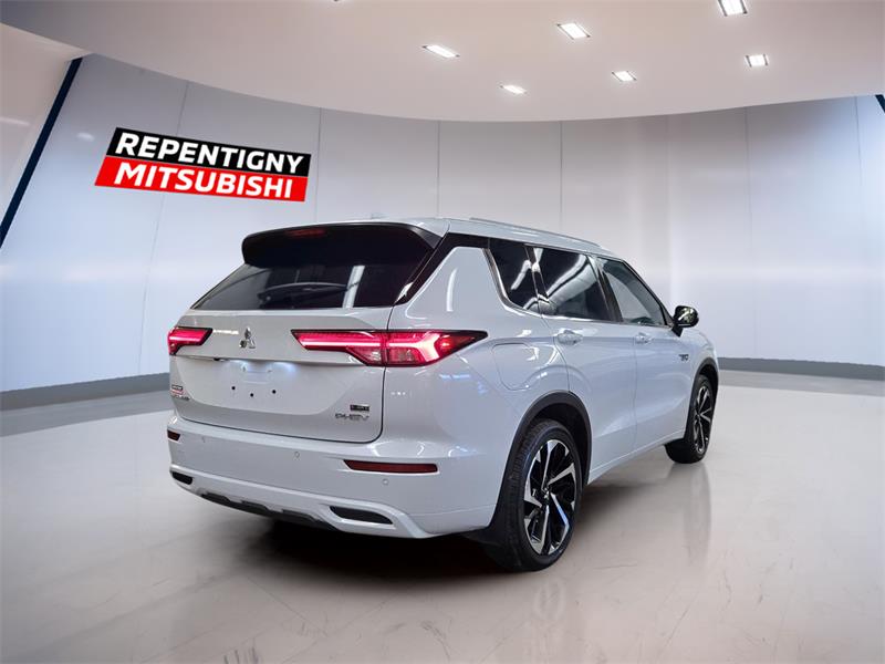 mitsubishi Outlander 2024 - 2