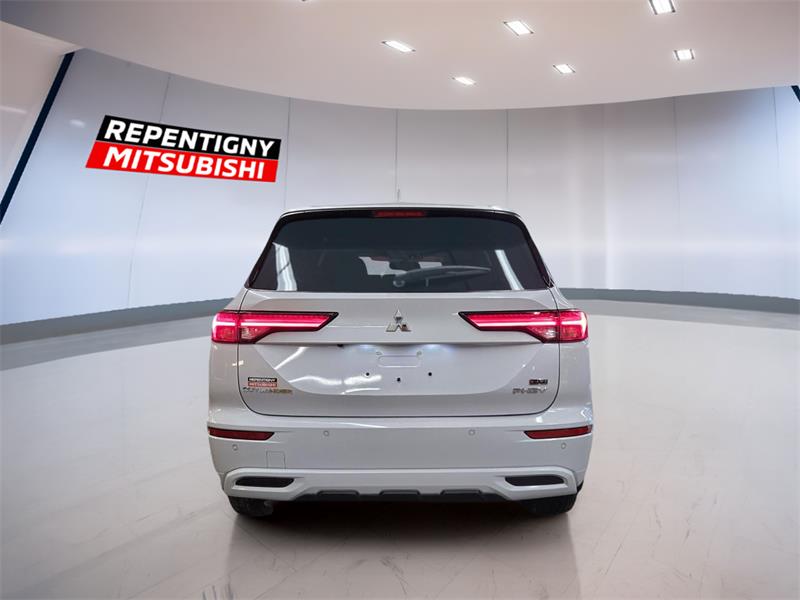 mitsubishi Outlander 2024 - 3