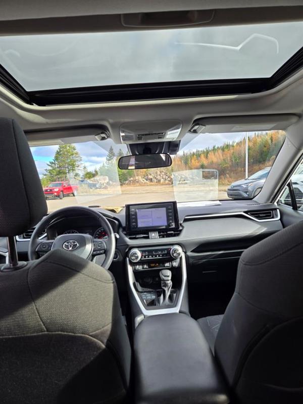 toyota RAV4 2021 - 11